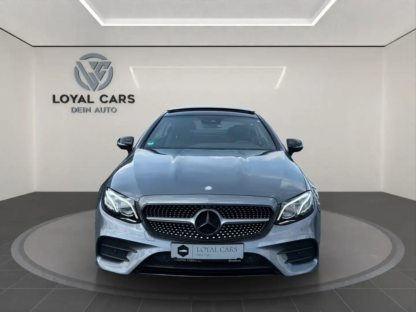 Mercedes-Benz E 300 Coupe*AMG*PANO*Widescreen*360*Multibeam* Gris - 2