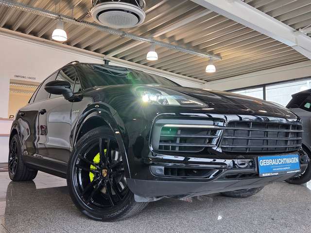 Imagine Porsche Cayenne E-Hybrid *PANORAMA-DACH,LUFTFAHRWERK*