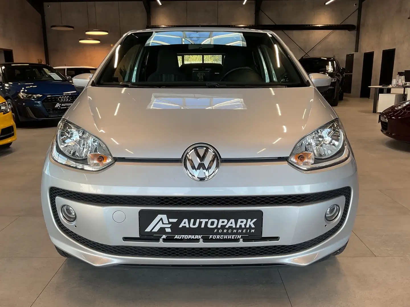 Volkswagen up! Klima Navi Bluetooth Sitzh. PDC GRA Silber - 2
