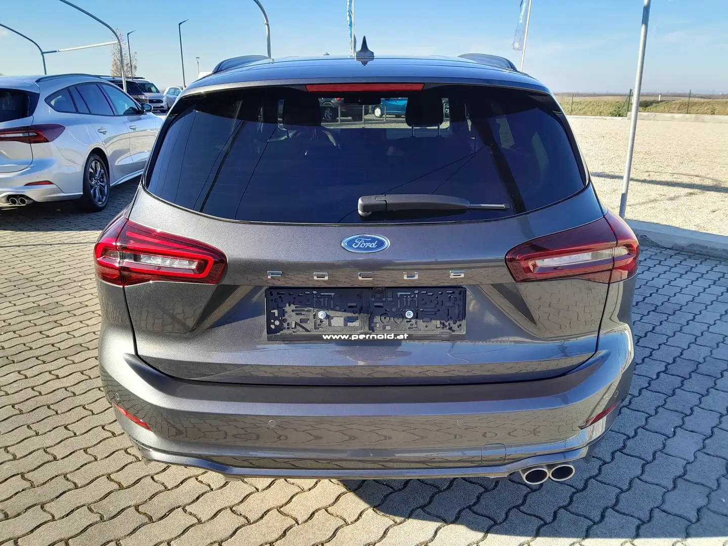 Ford Focus Focus Turnier 1,0 EcoBoost ST-Line X ST-Line X Grau - 2