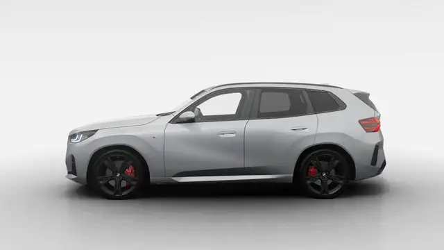 BMW X3 view 4