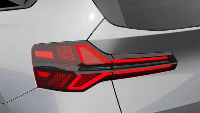 BMW X3 view 8