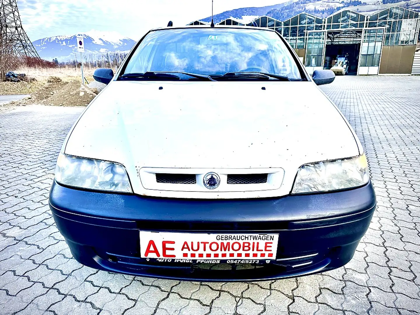 Fiat Strada Pickup - 2