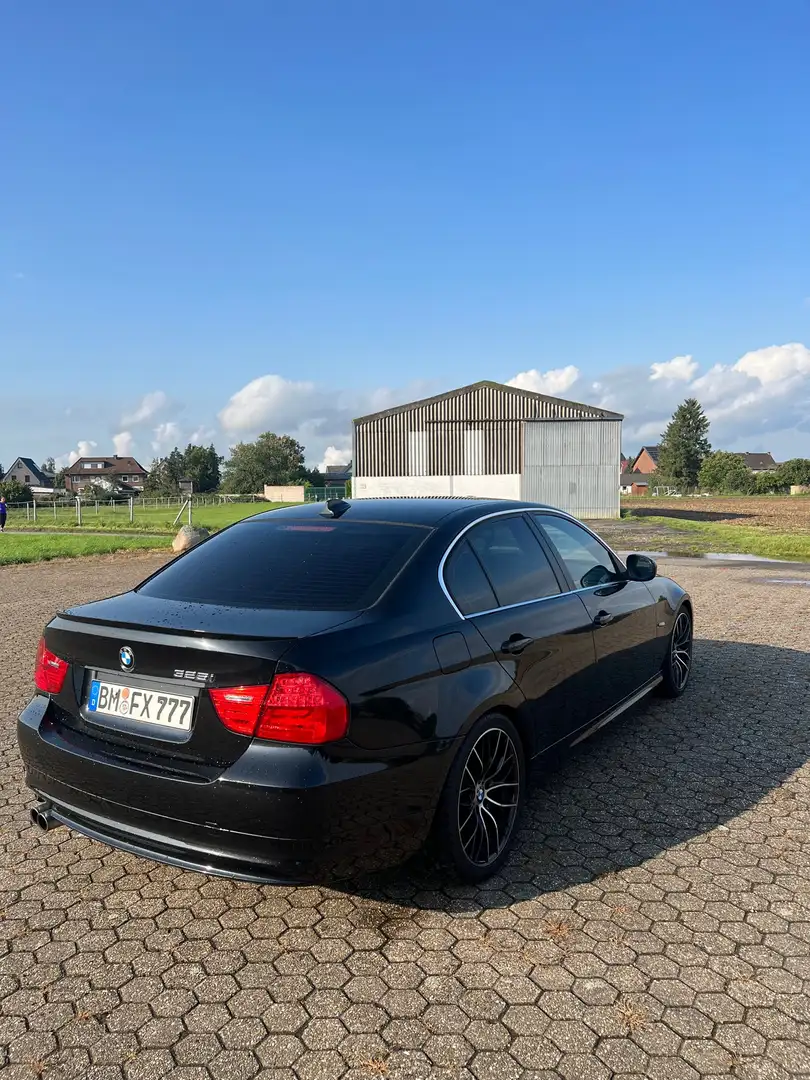 BMW 325 325i Aut. Black - 2
