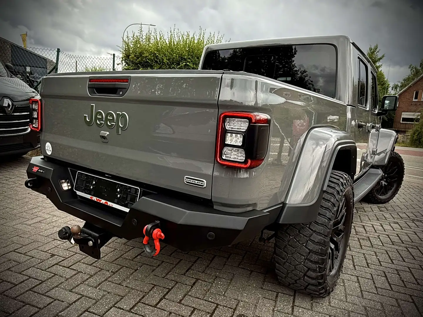 Jeep Gladiator 3.0 V6 4WD ATX Overland Gris - 2