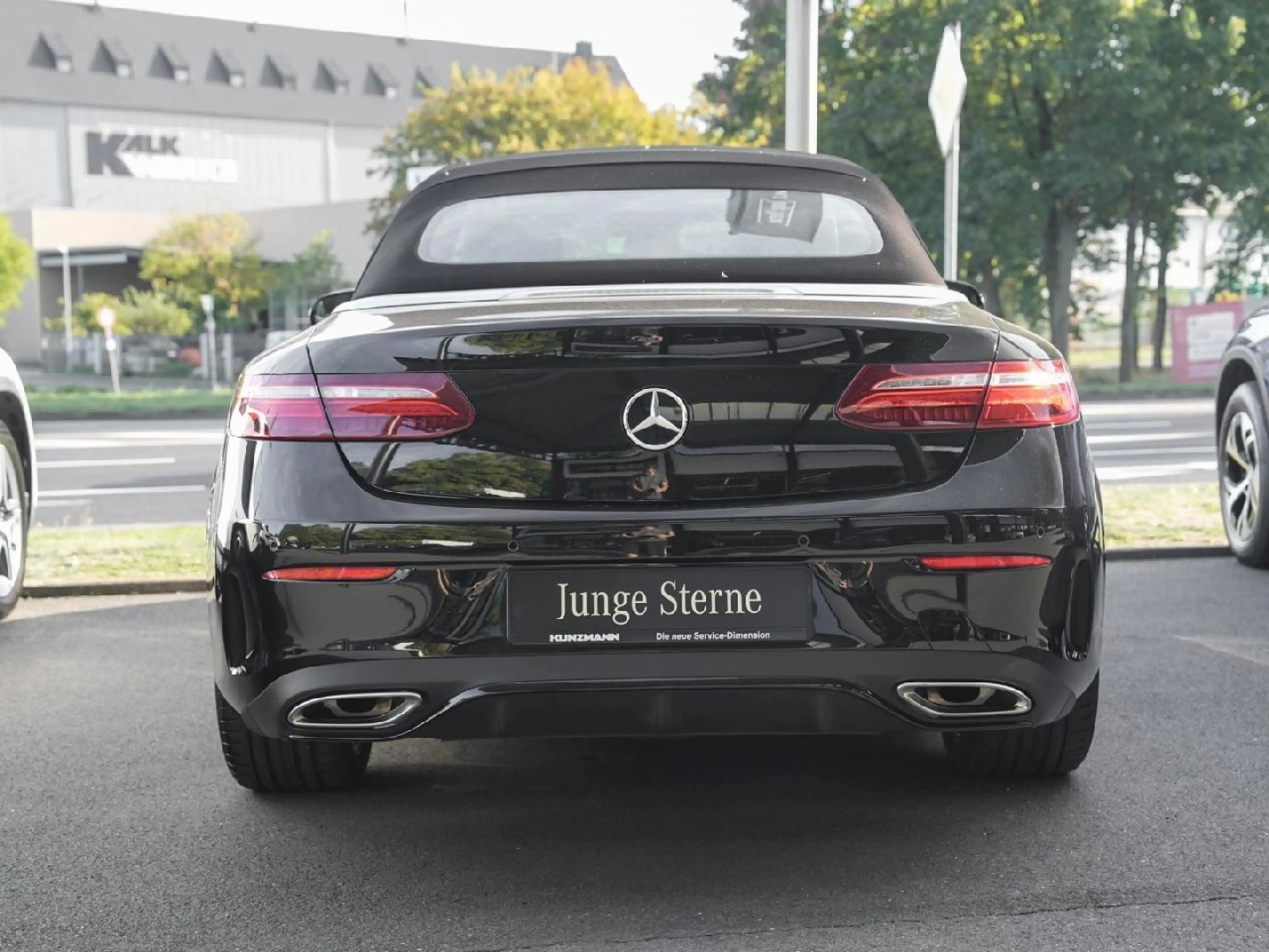 Mercedes-Benz E 400 4M Cabrio AMG Night Kamera Burmester — photo 4