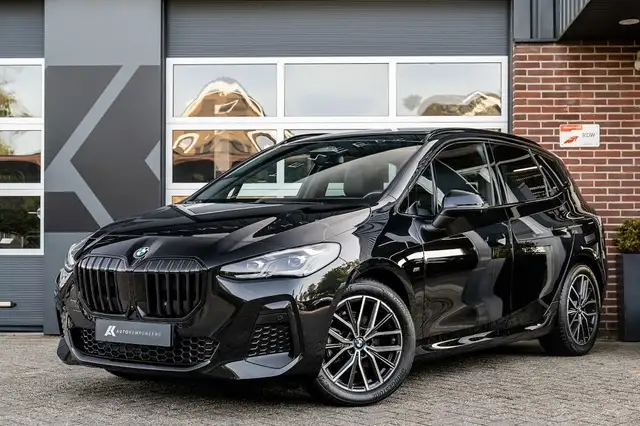 BMW 220 2-serie 220i Active Tourer M Sport | Panorama | Tr