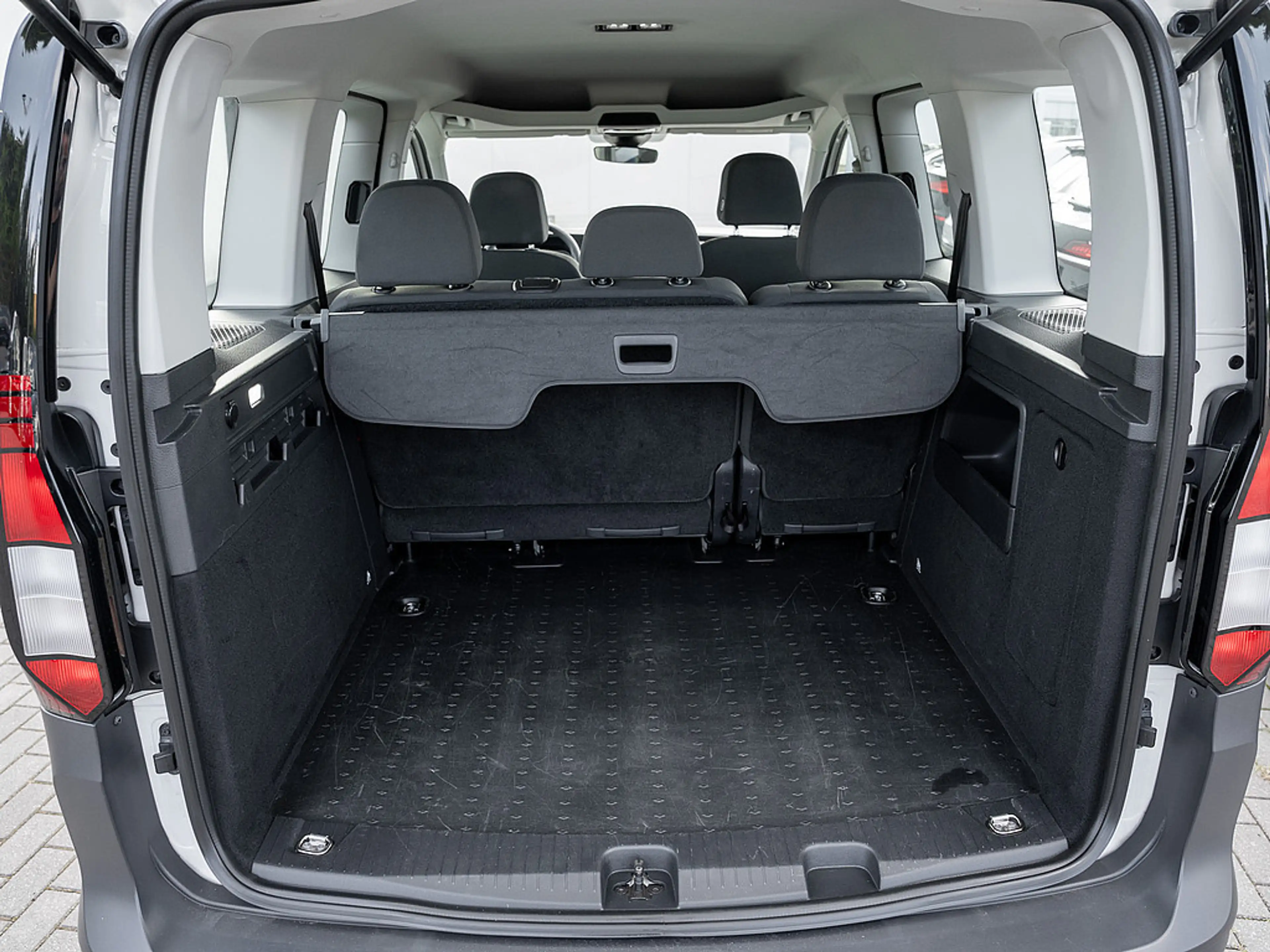 Volkswagen Caddy 2.0 TDI PDC KLIMA — photo 15