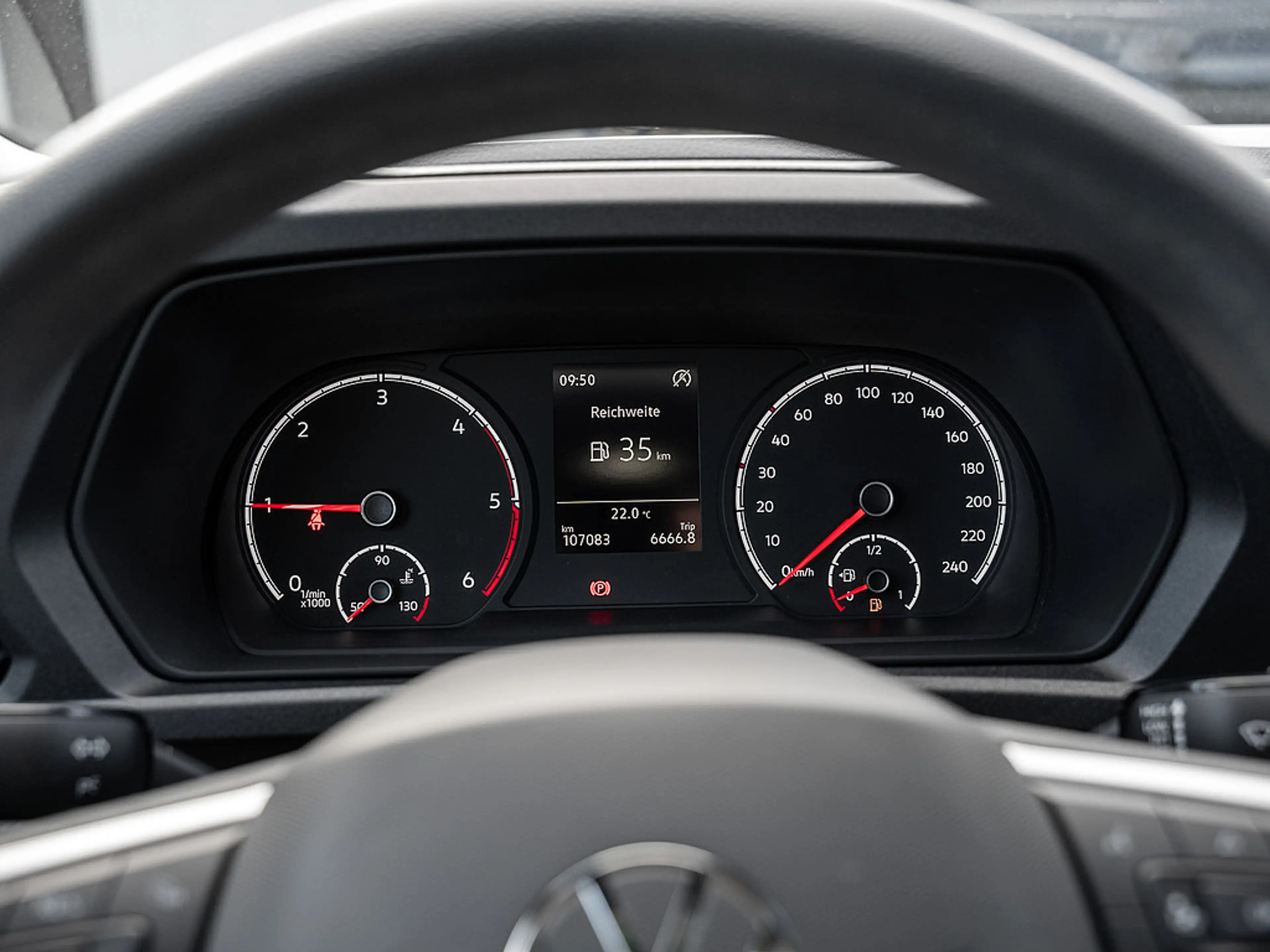 Volkswagen Caddy 2.0 TDI PDC KLIMA — photo 11