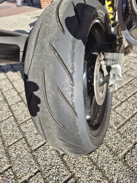 Honda VTR 1000 - foto 7