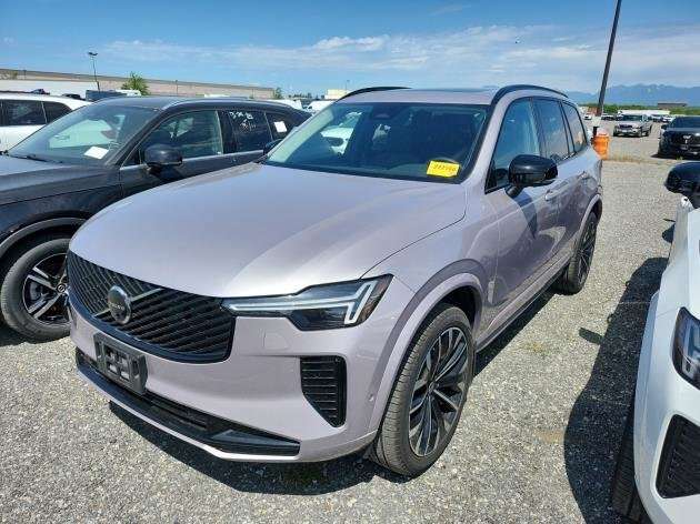 2026 Volvo XC90 PLUS - Dark Theme - MHEV B6 Rare Aurora Silver | D