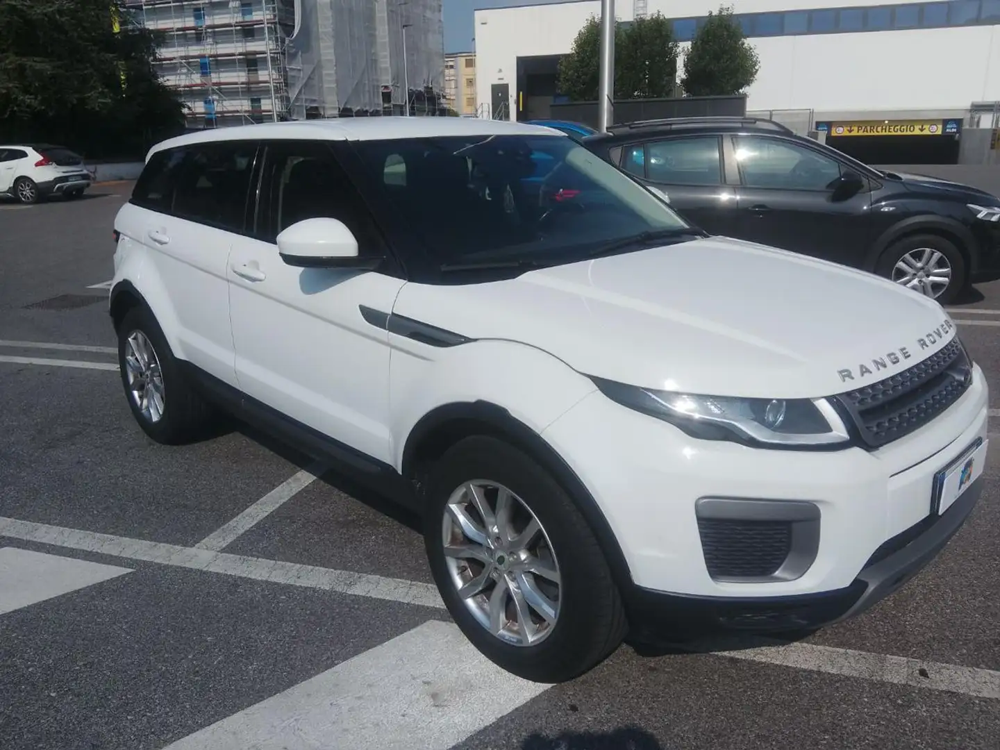 Land Rover Range Rover Evoque 2.0 TD4 150 CV 5p. Blanco - 1