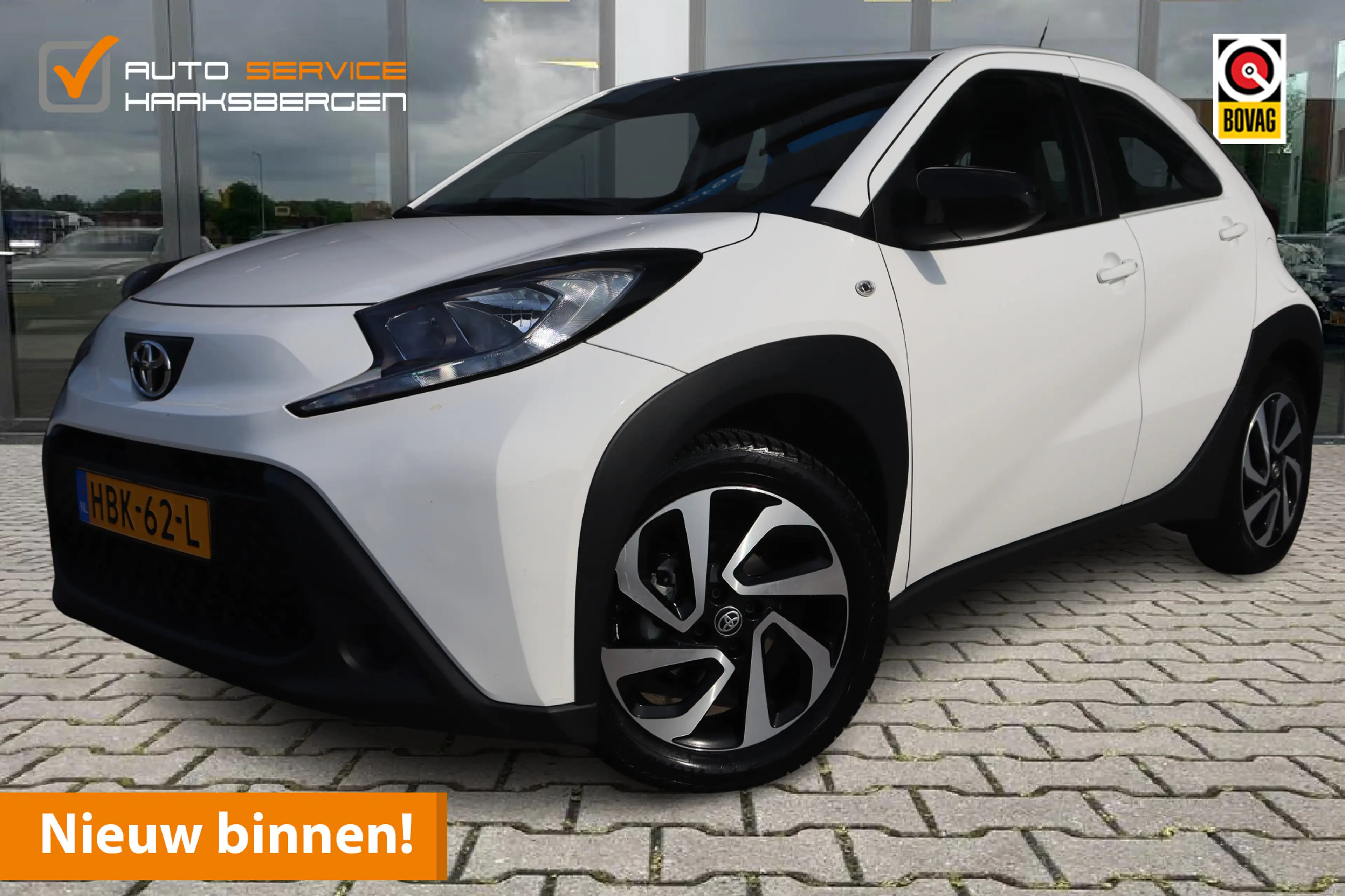 Toyota Aygo X 1.0 VVT-i S-CVT Play | Camera | 17 Inch | All Seas