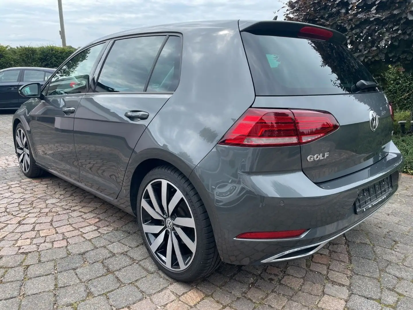 Volkswagen Golf VII 1.4 TSI Highline BlueMotion Gris - 2