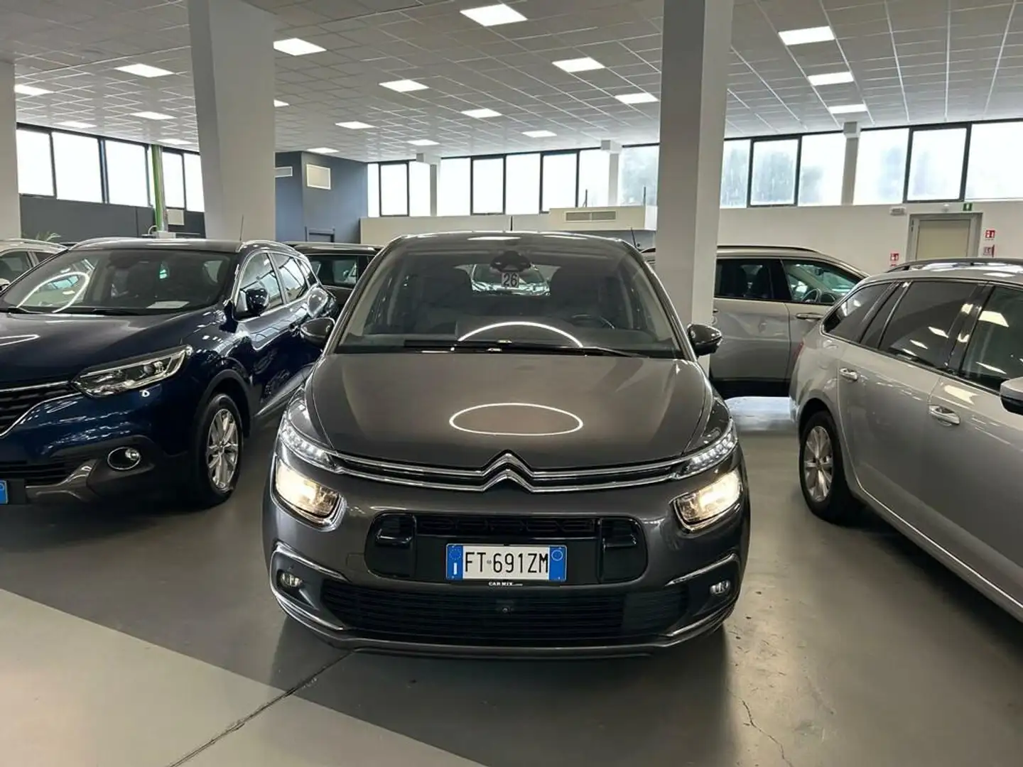 Citroen C4 SpaceTourer Spacetourer 1.5 bluehdi Shine s&s 130cv Gris - 2