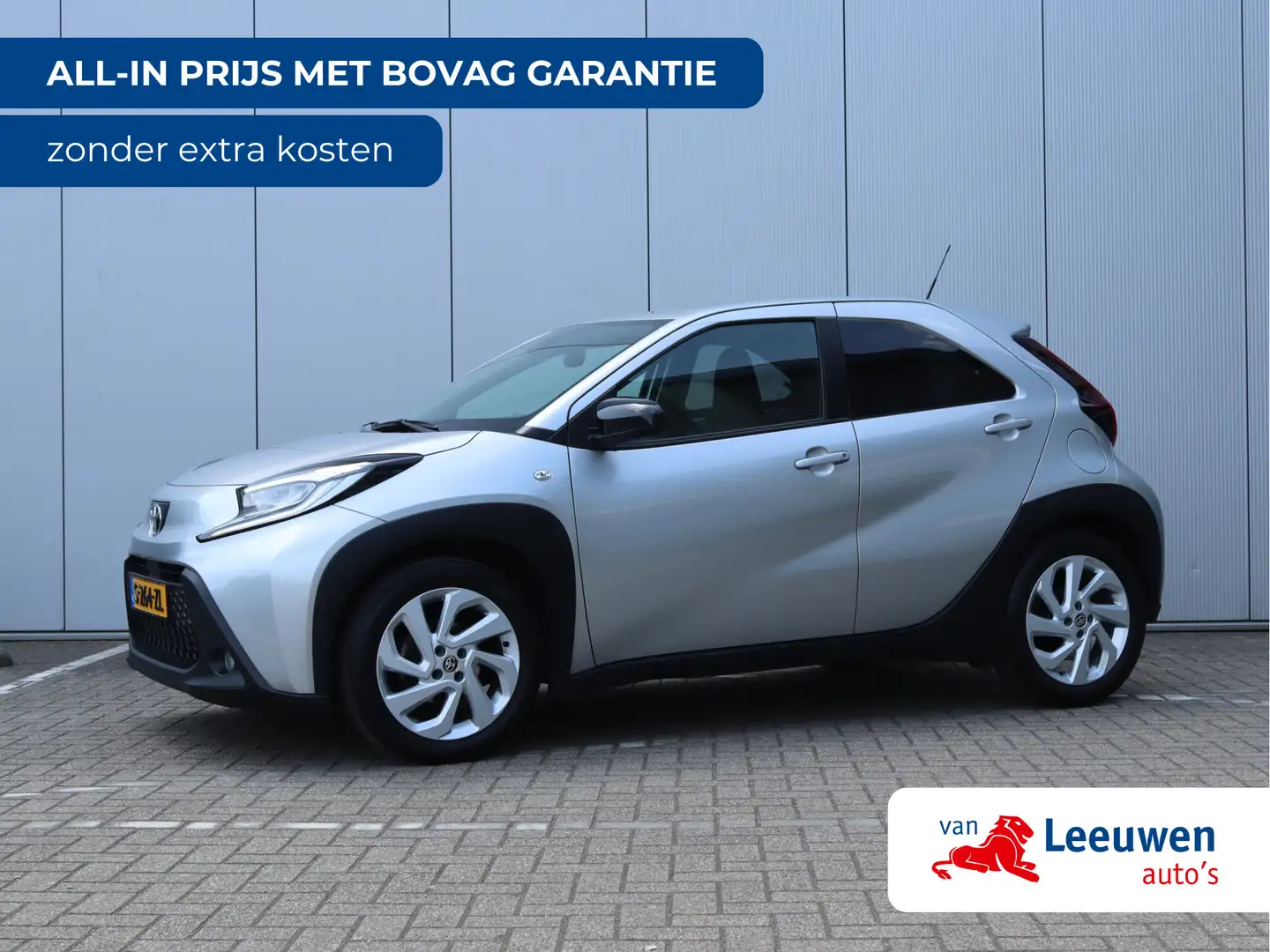Toyota Aygo X 1.0 VVT-i MT first | Parkeercamera | ACC | Climate Grigio - 1