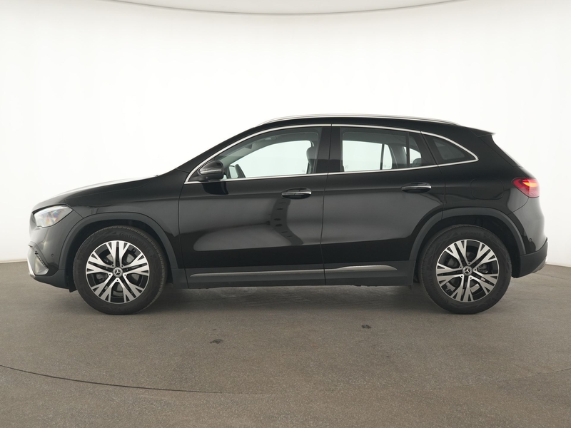 Mercedes-Benz GLA 200 Progressive ACC|WinterPaket+|Sound|LED — photo 9
