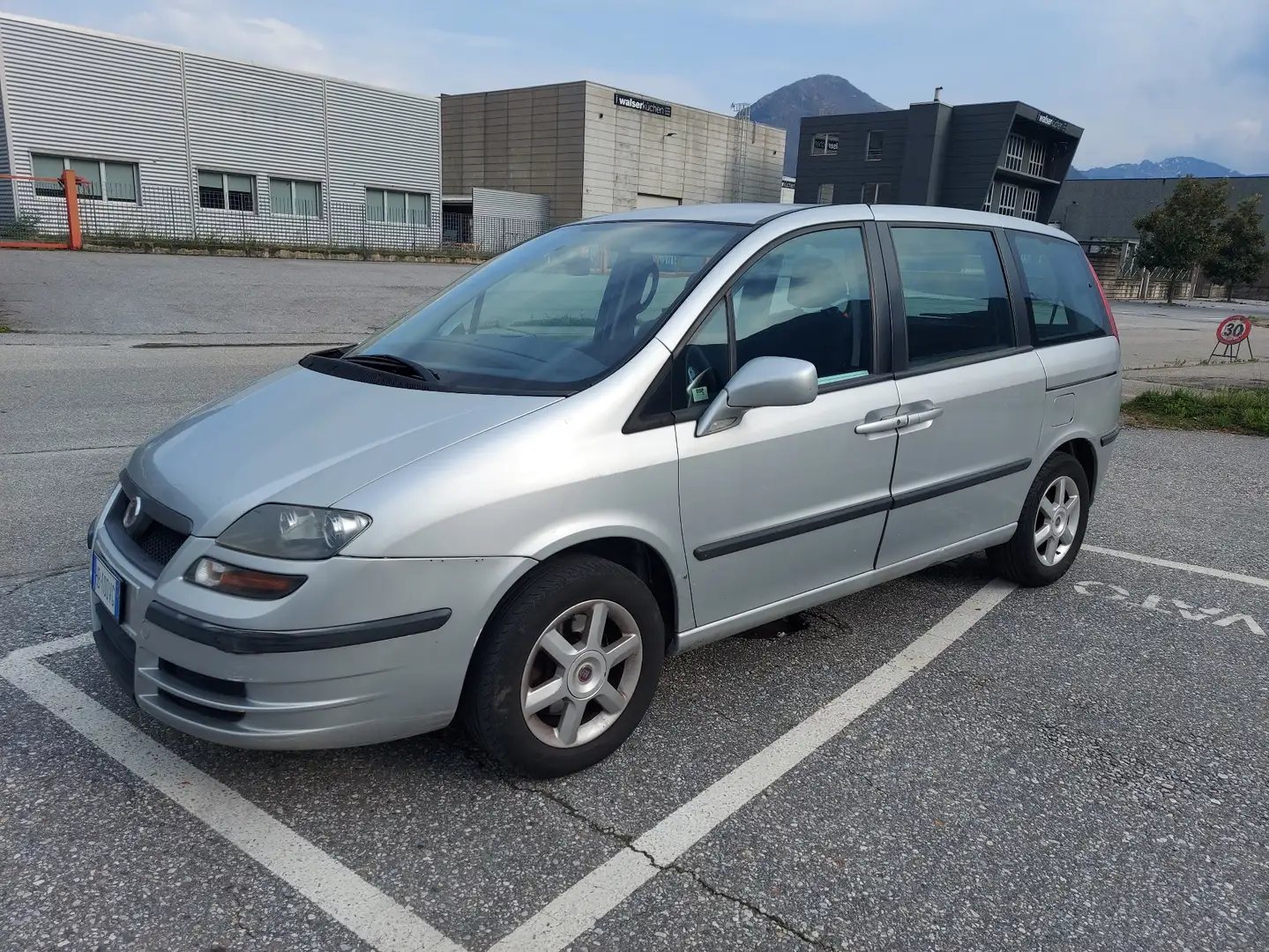 Fiat Ulysse Ulysse II 2002 2.2 mjt Emotion 170cv Silber - 1