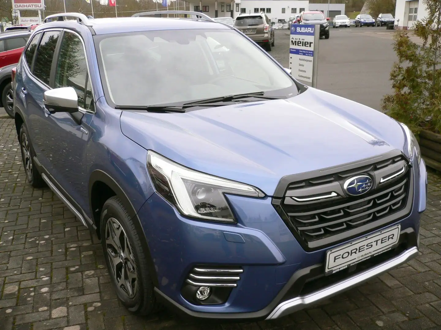 Subaru Forester 2.0ie Comfort Lineartronic Navi LED Blauw - 2