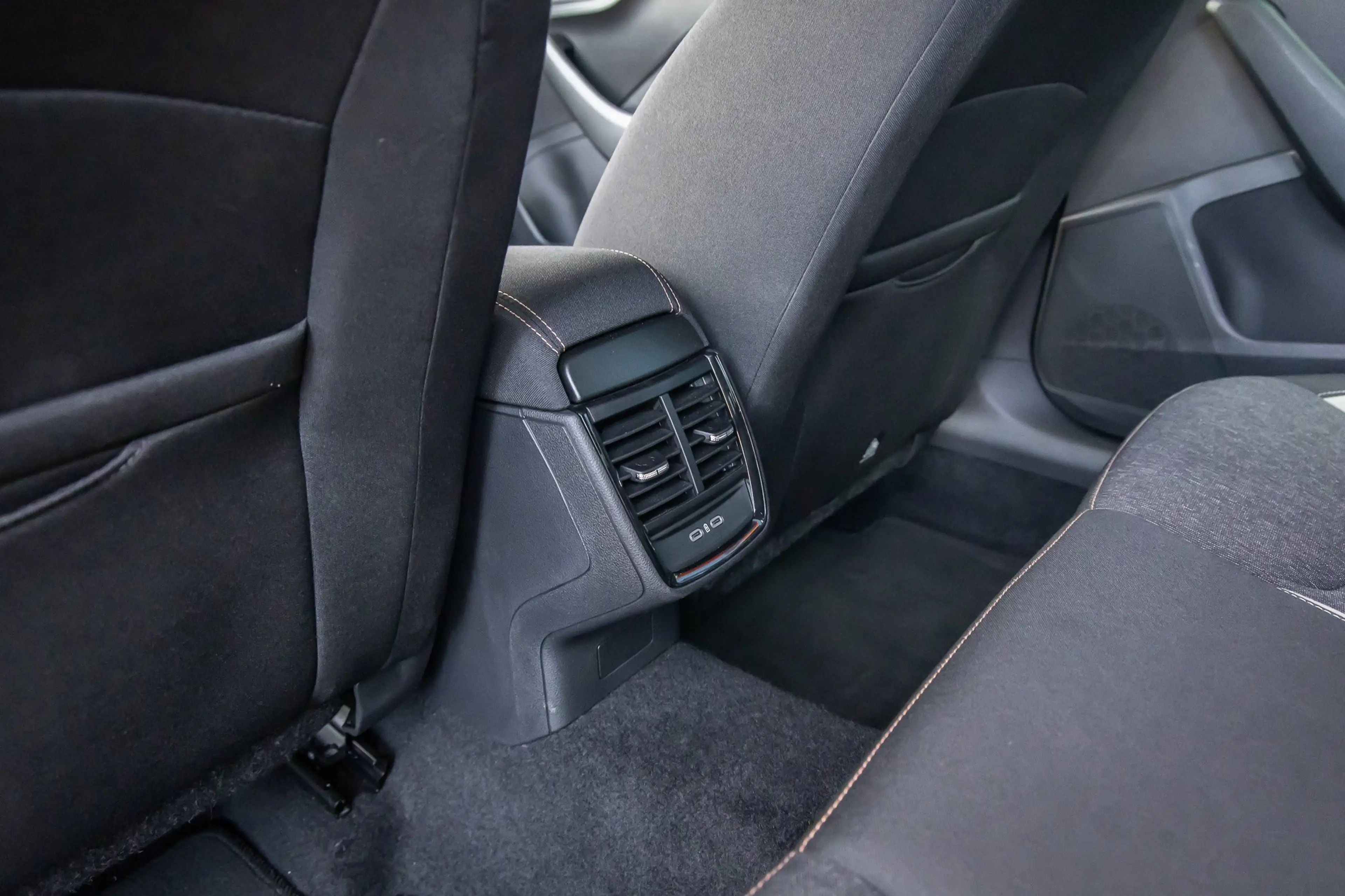 Skoda Kamiq 1.0 TSI Business Edition | Achteruitrijcamera | Cr — photo 18