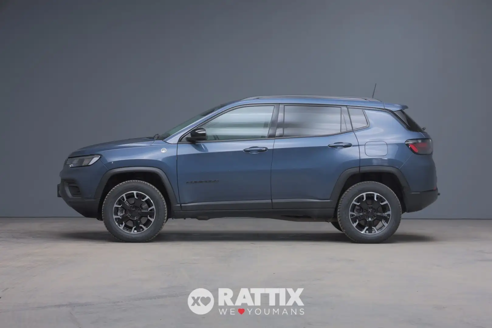 Jeep Compass 1.3 Turbo T4 PHEV Trailhawk 4xe Auto plava - 2