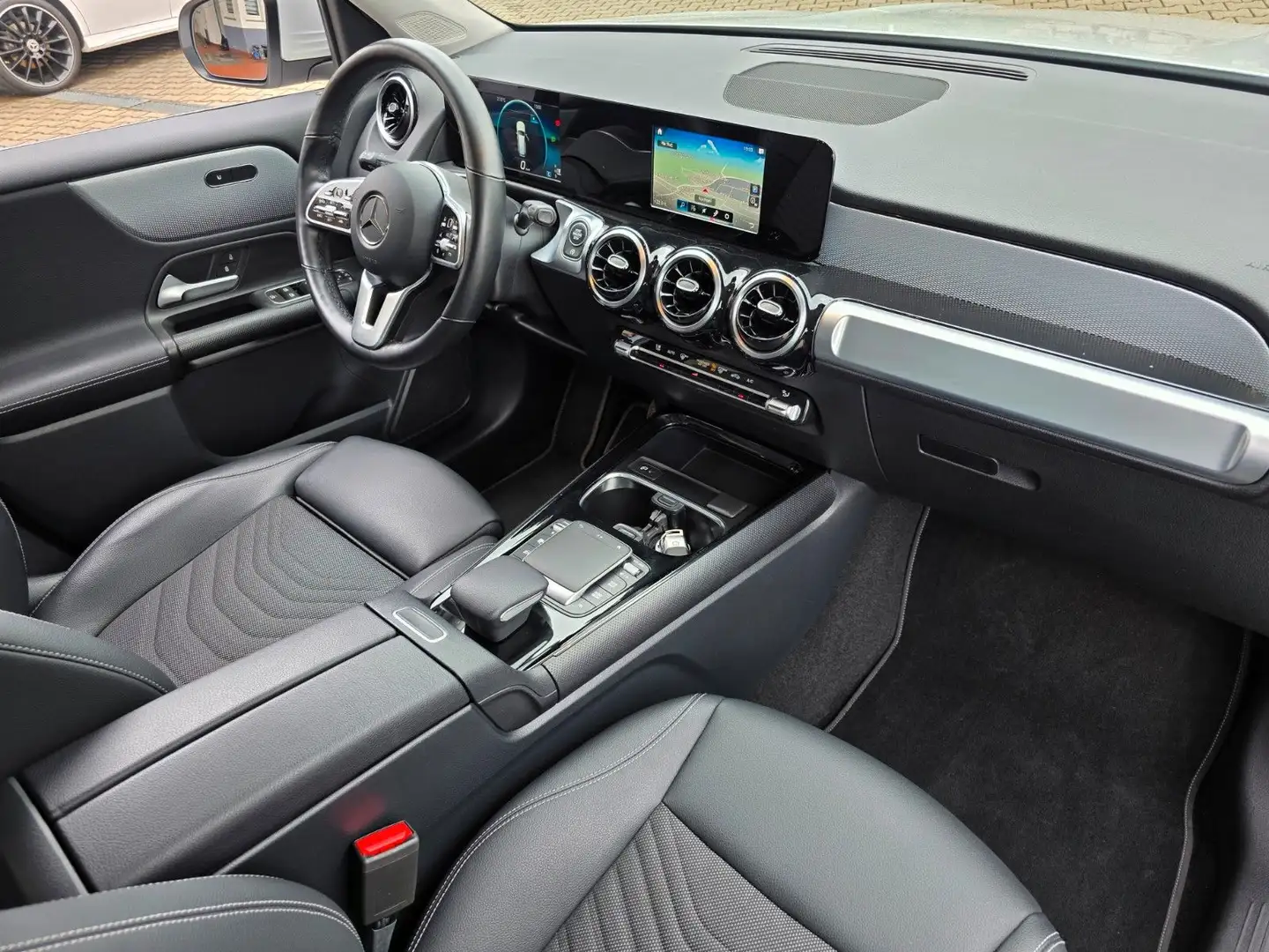 Mercedes-Benz GLB 200 d Distronic/Automatik/Kamera/LED Weiß - 2
