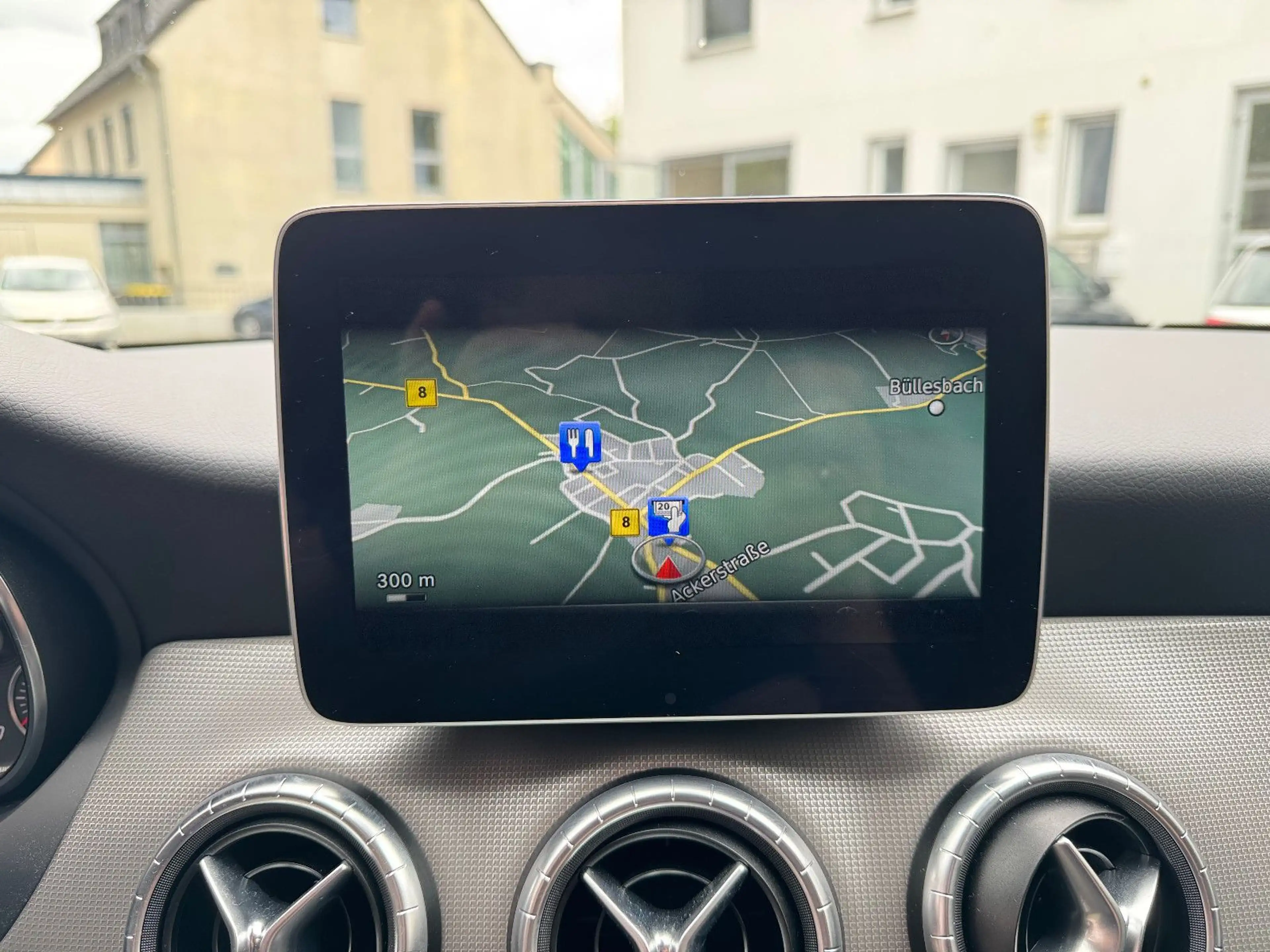 Mercedes-Benz CLA 180 CLA 180 DCT Shooting Brake|AHK|Navi|SHZ|LED|Kame — photo 15