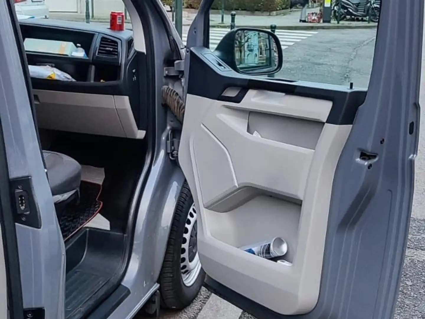 Volkswagen T6 Multivan Trendline - 2