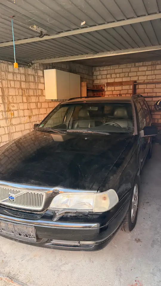 Volvo V70 2.4, foto 1
