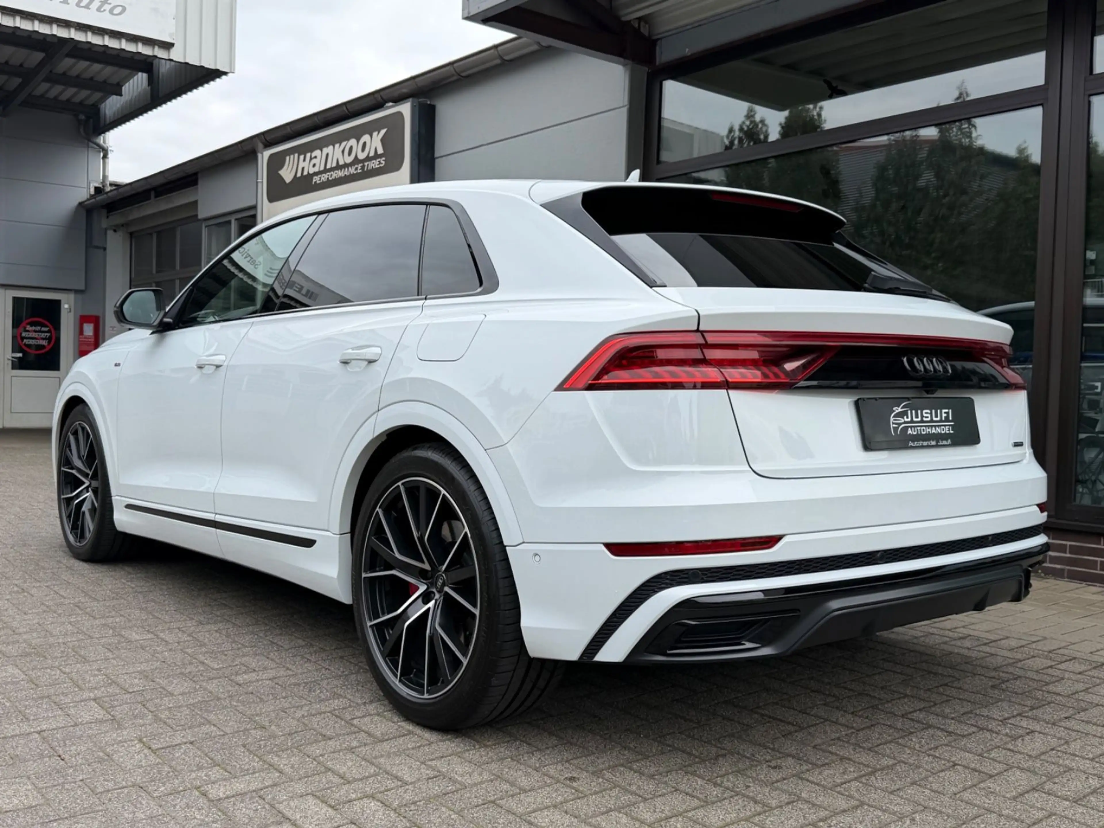 Audi Q8 60 TFSI e quattro 3 x S-Line /Matrix/Pano/AHK — photo 2