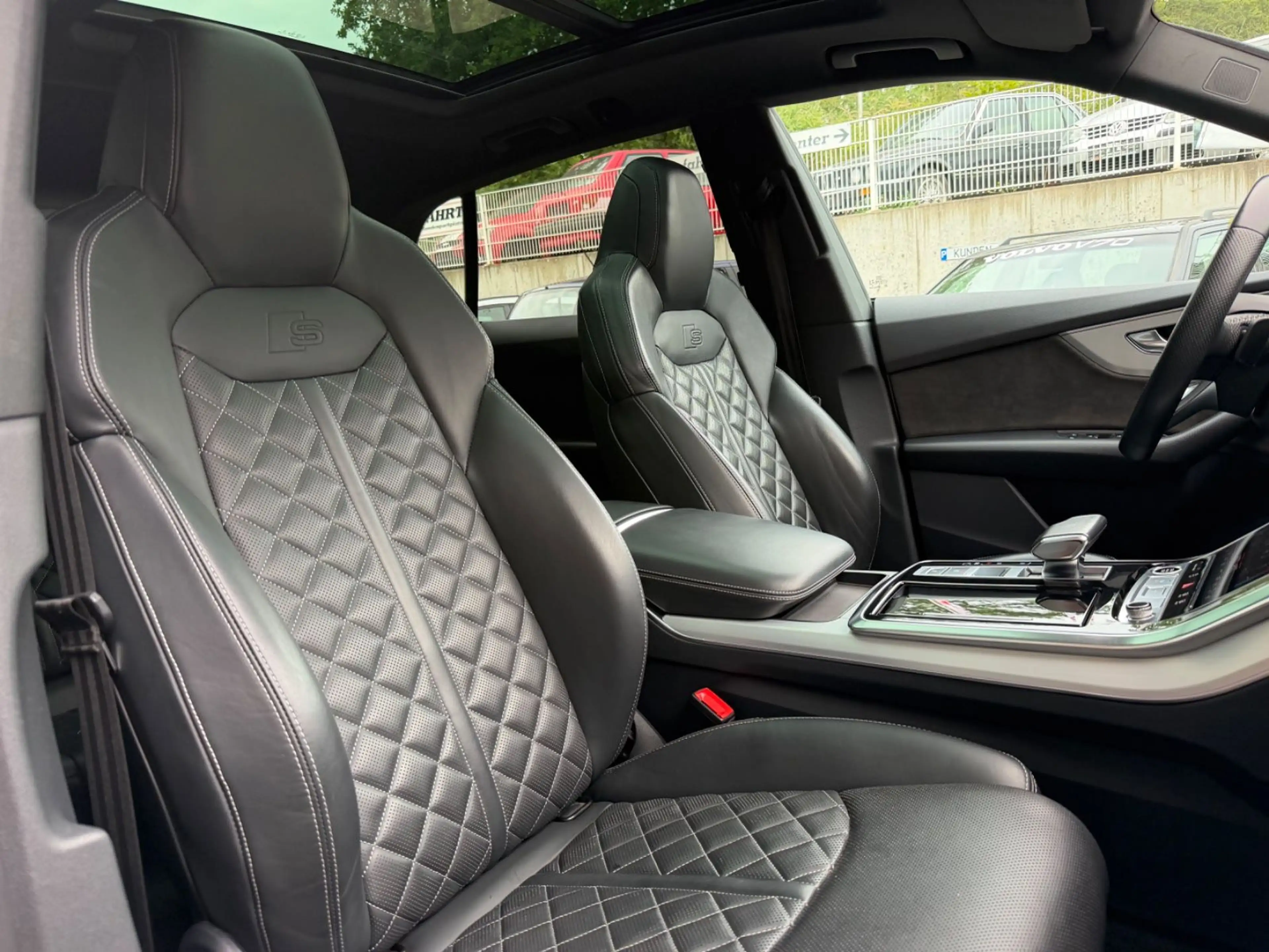 Audi Q8 60 TFSI e quattro 3 x S-Line /Matrix/Pano/AHK — photo 8