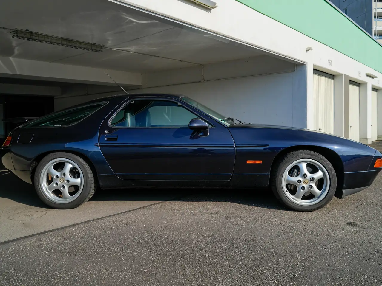 Porsche 928 Automatik S 4, foto 6