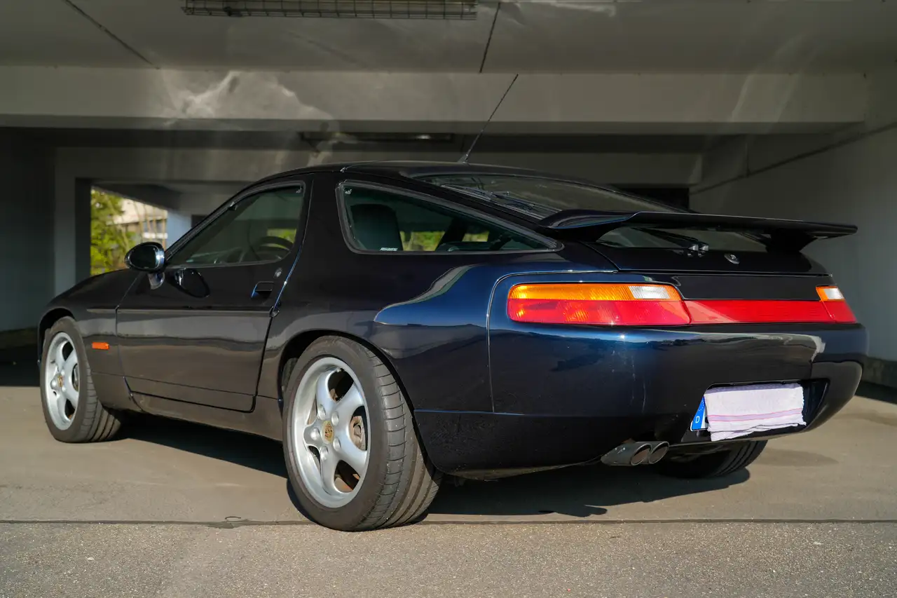 Porsche 928 Automatik S 4, foto 3