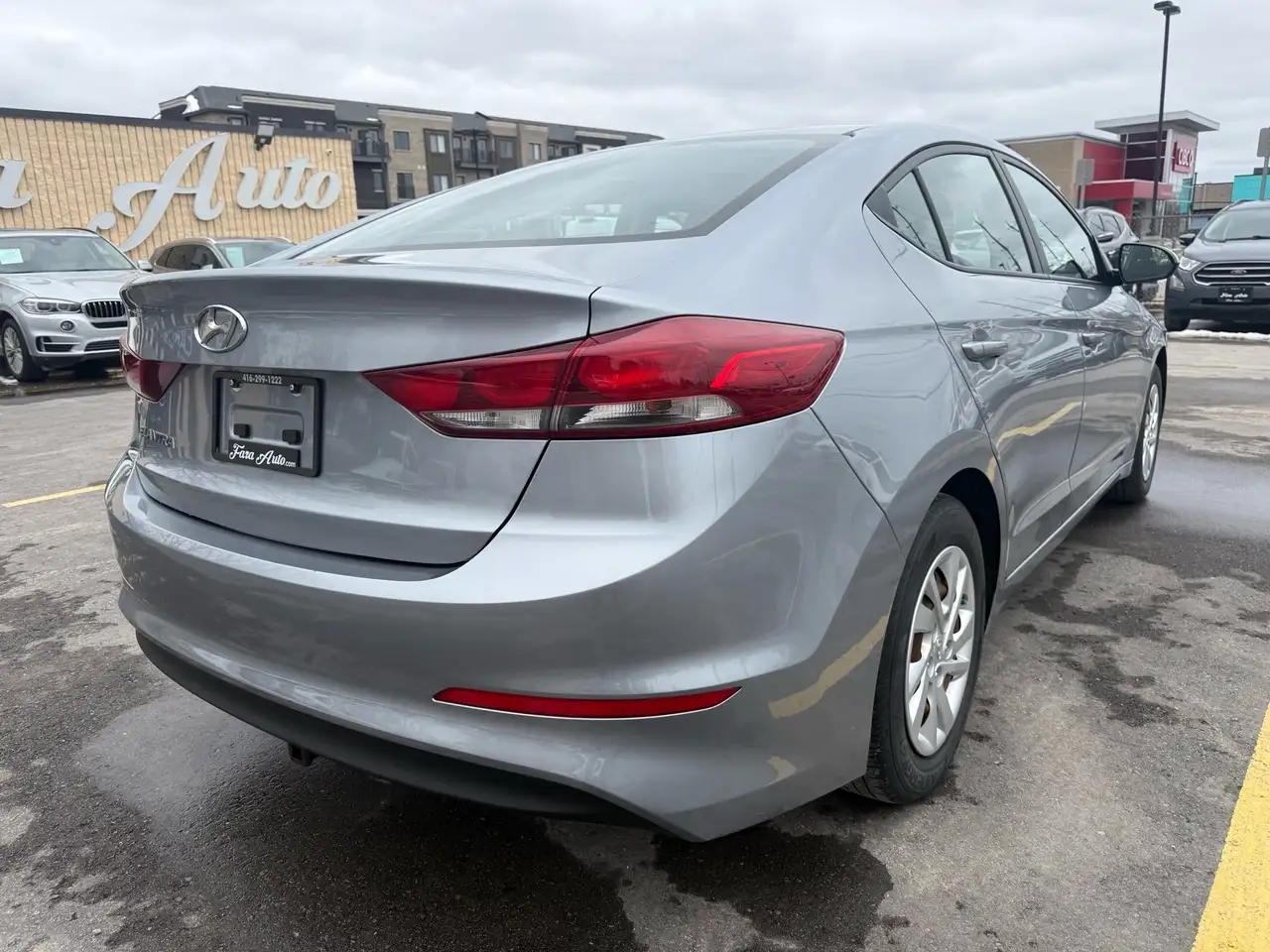 Hyundai ELANTRA снимка Hyundai ELANTRA