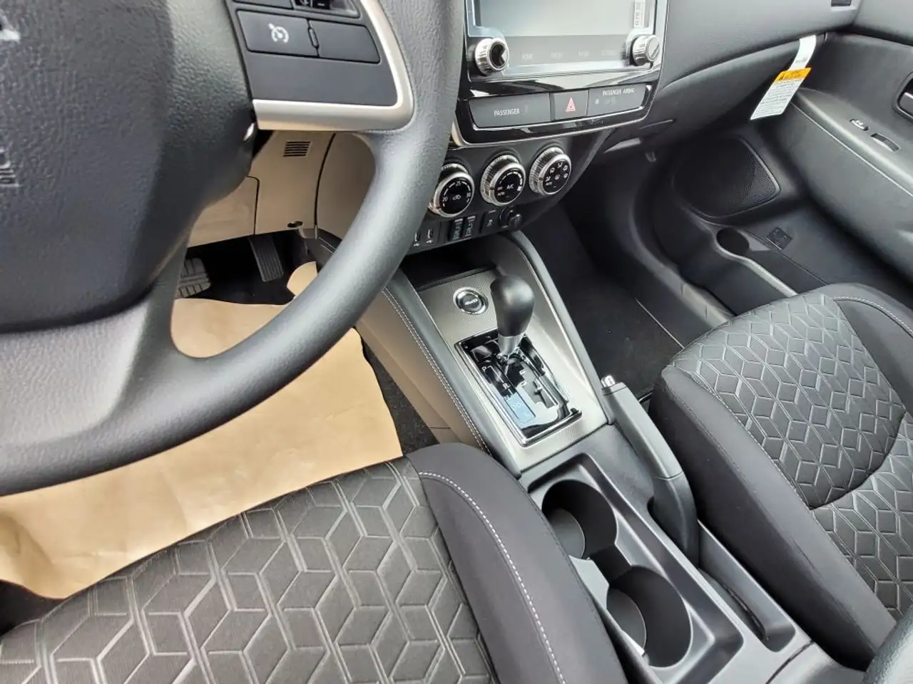 Mitsubishi RVR снимка Mitsubishi RVR
