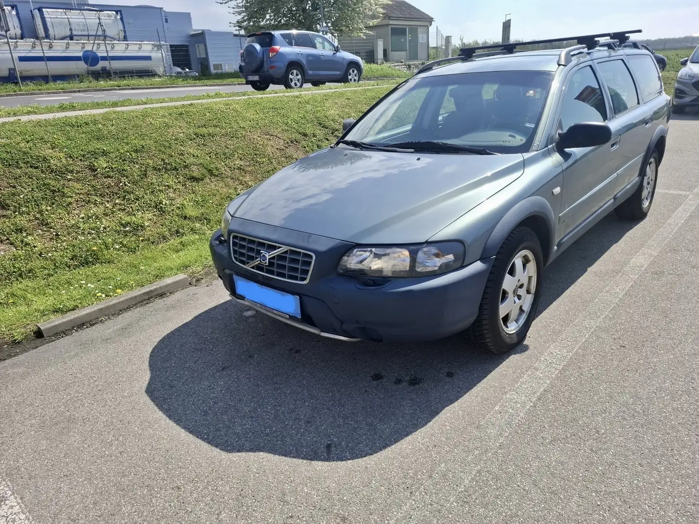 Volvo XC70 Grün - 1