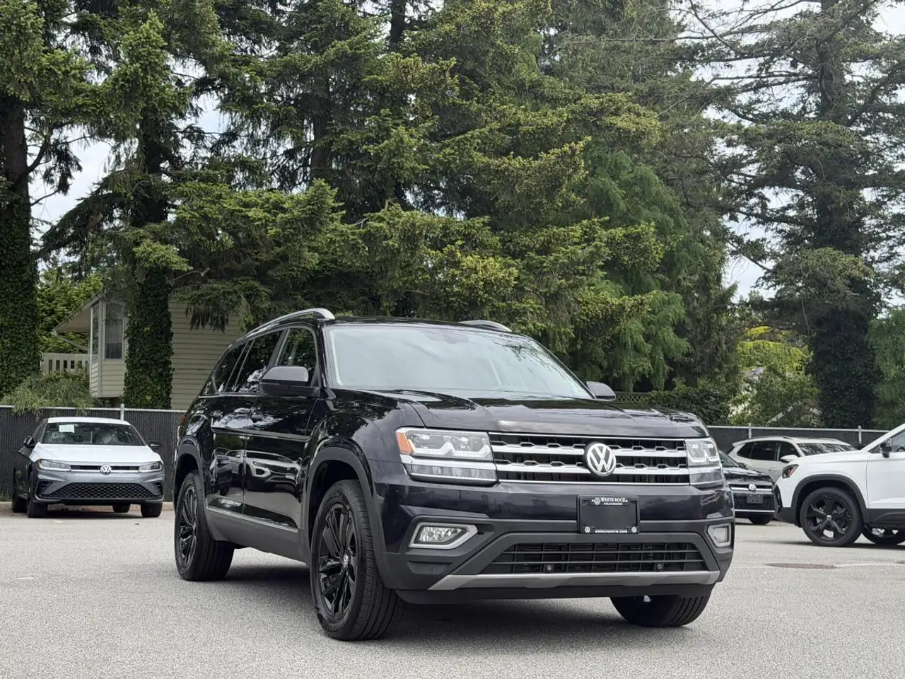 Volkswagen Atlas снимка Volkswagen Atlas