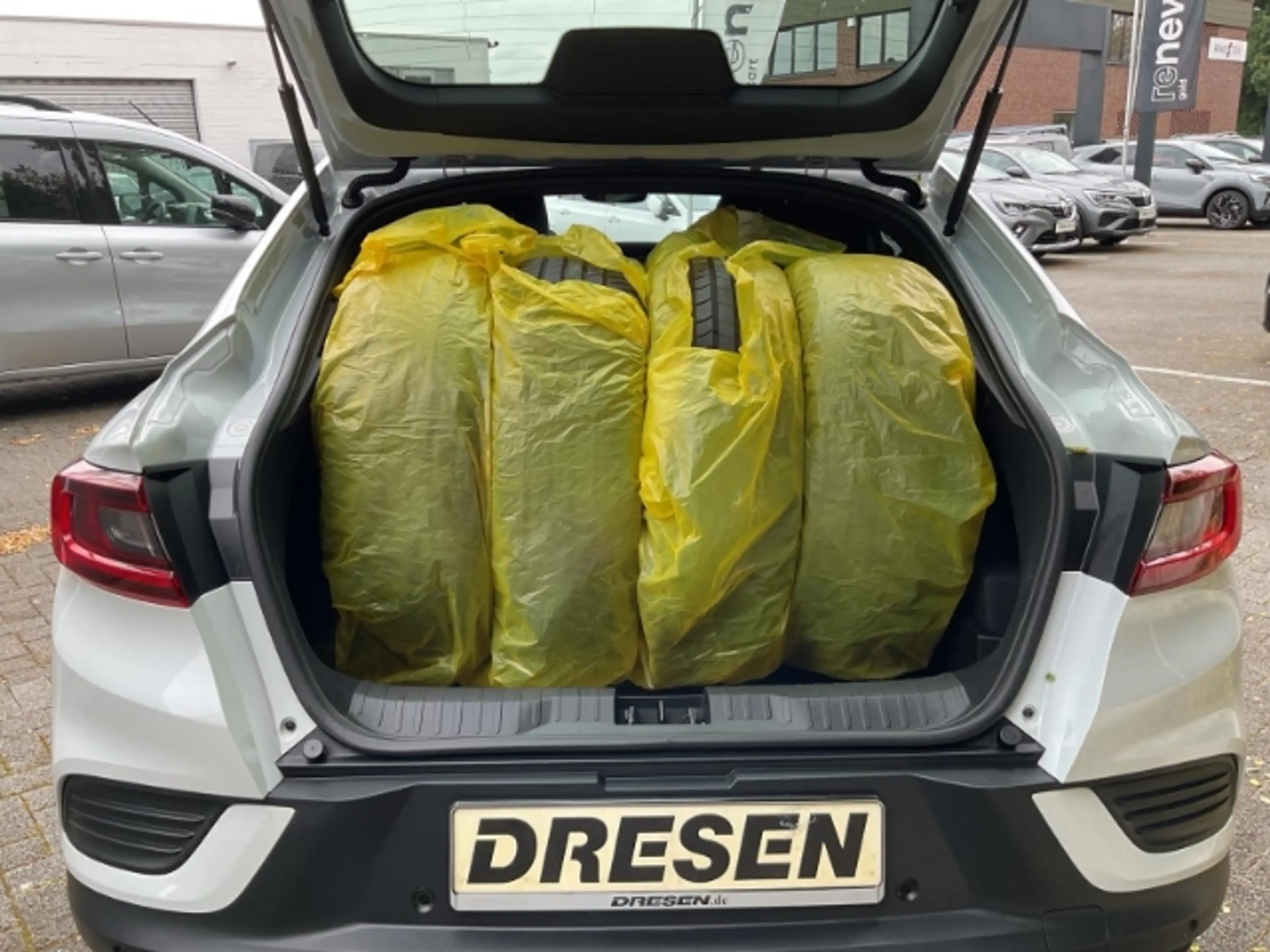 Renault Arkana 1.3 TCe 160 R.S.Line Rückfahrkamera,NAVI — photo 12