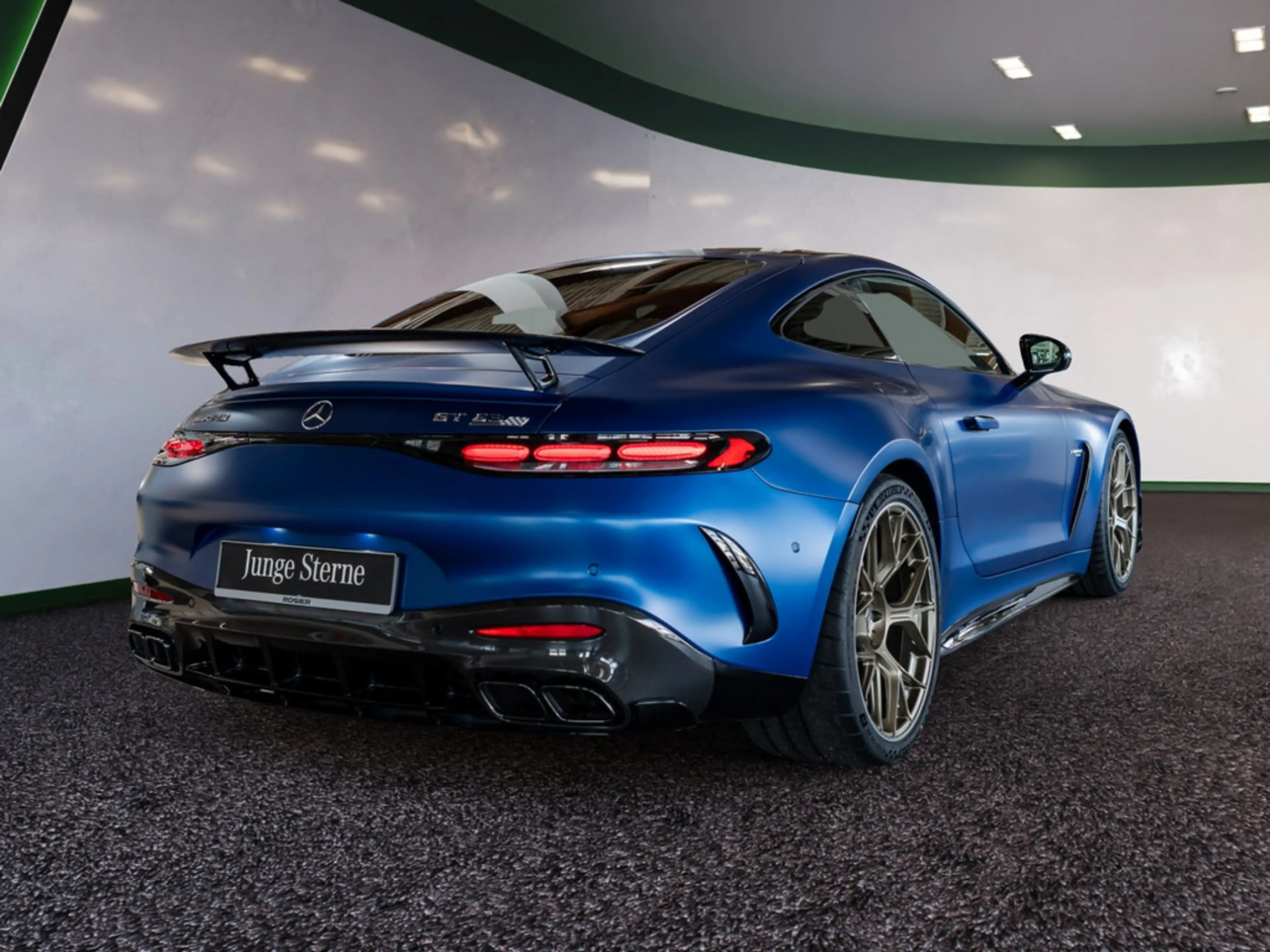 Mercedes-Benz AMG GT 63 PRO 4M+ Manufaktur Burm3D PANO HUD — photo 8