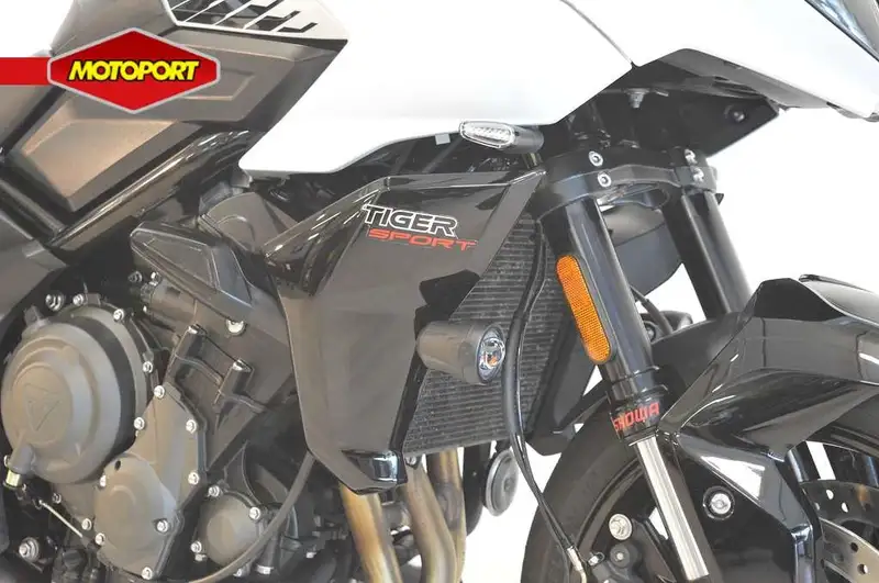 Triumph TIGER 660 - foto 7