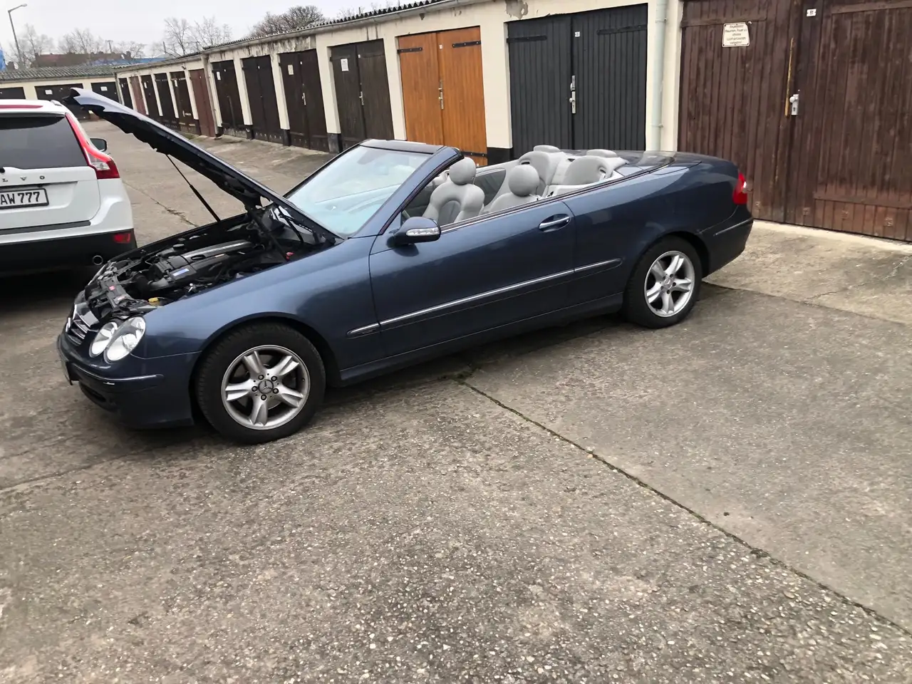 Mercedes-Benz CLK 200