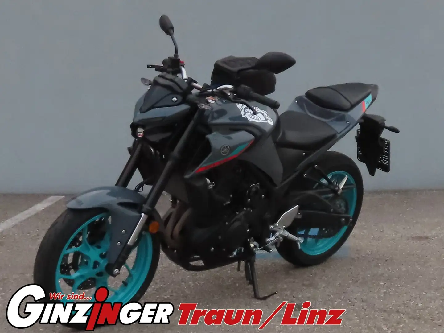 Yamaha MT-03 Szürke - 2