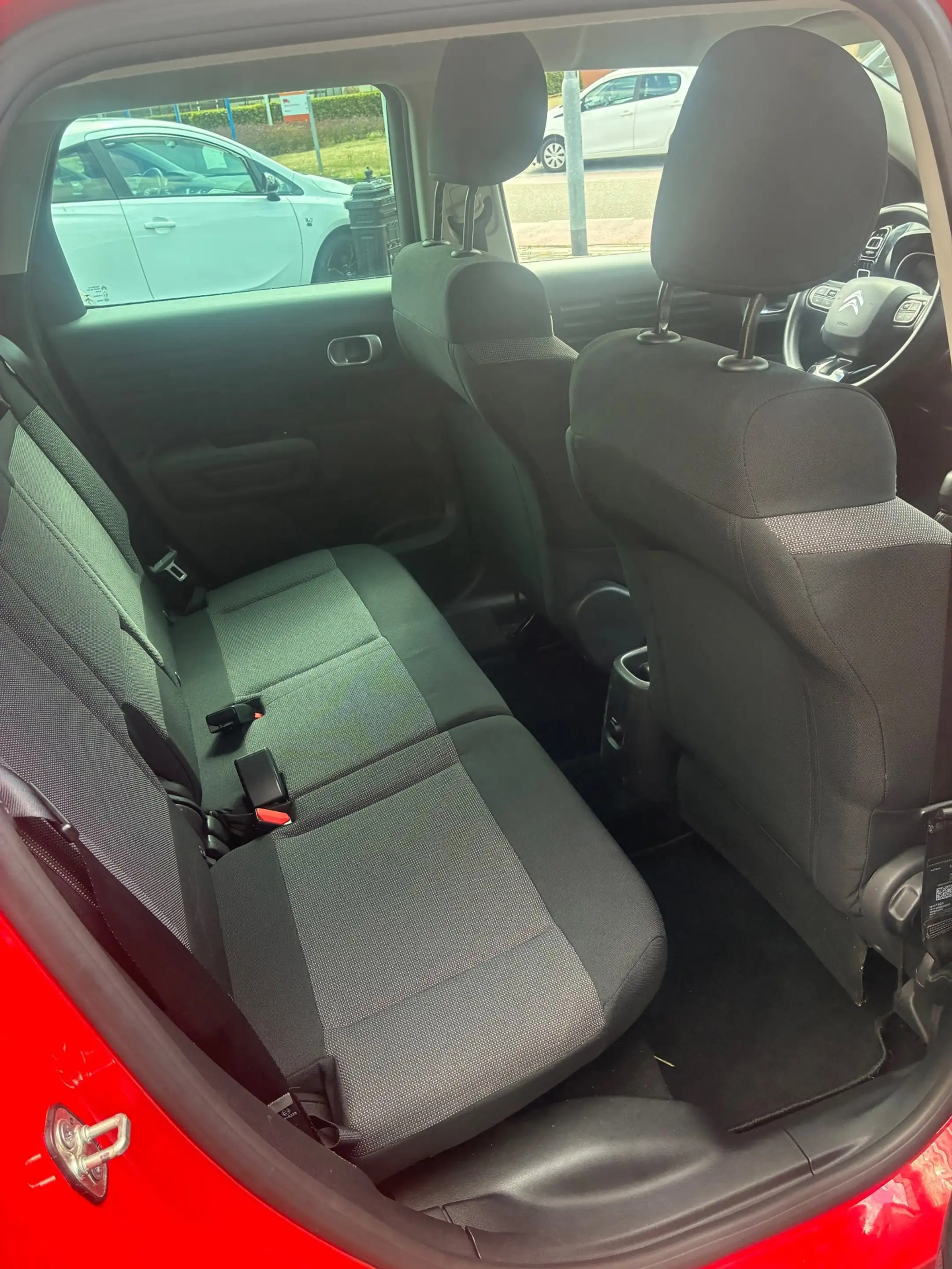 Citroen C3 Aircross 1.2 S&S Shine Navigatie, Climate control, NL Auto, — photo 11