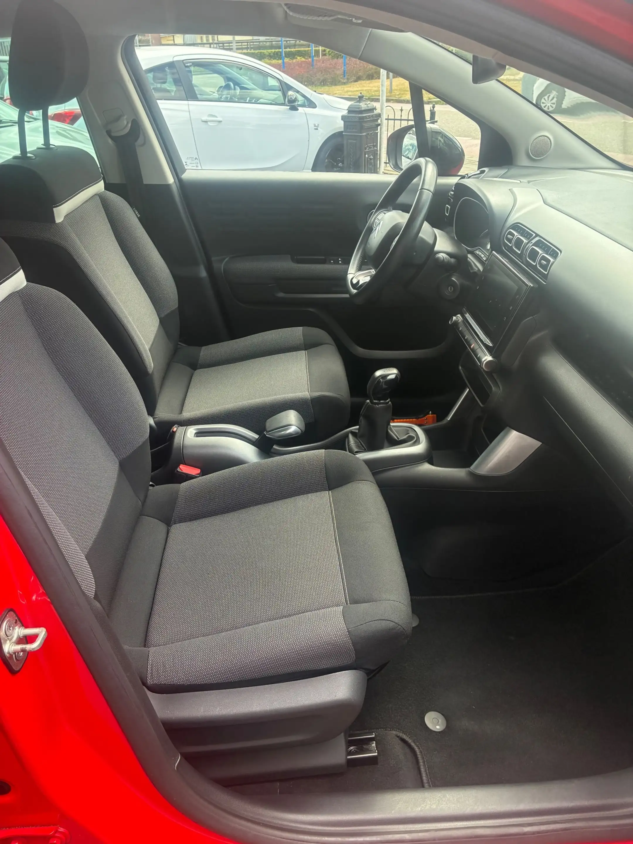 Citroen C3 Aircross 1.2 S&S Shine Navigatie, Climate control, NL Auto, — photo 9