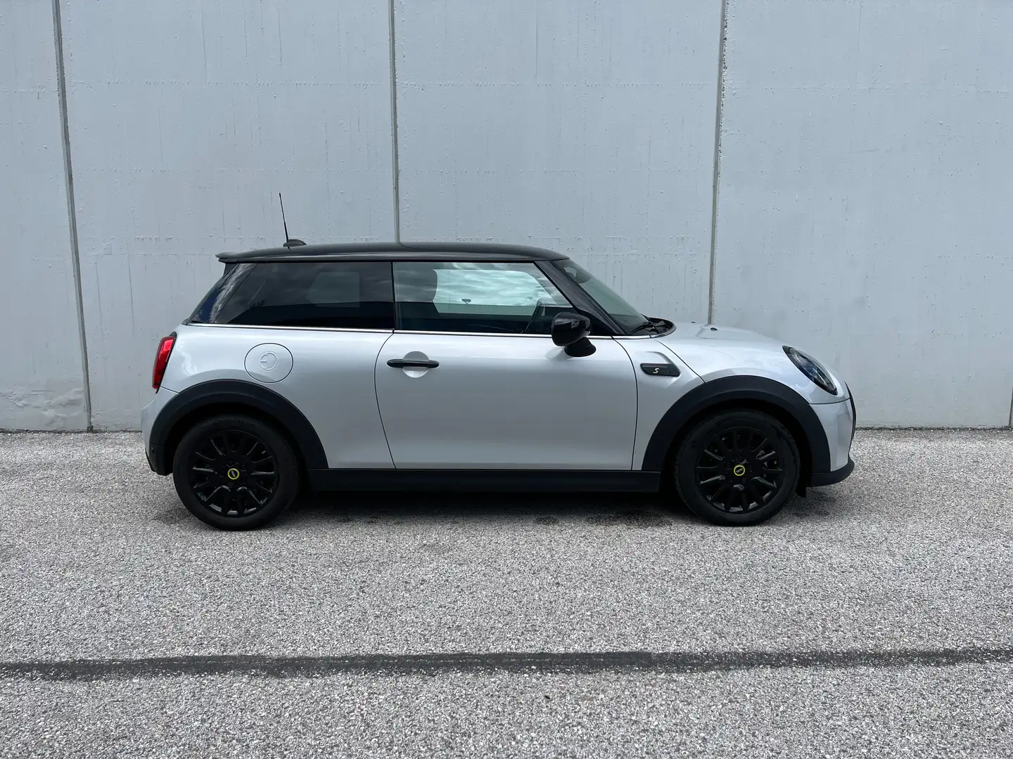 MINI Cooper SE Mini 3p Cooper SE Electric auto Plateado - 2