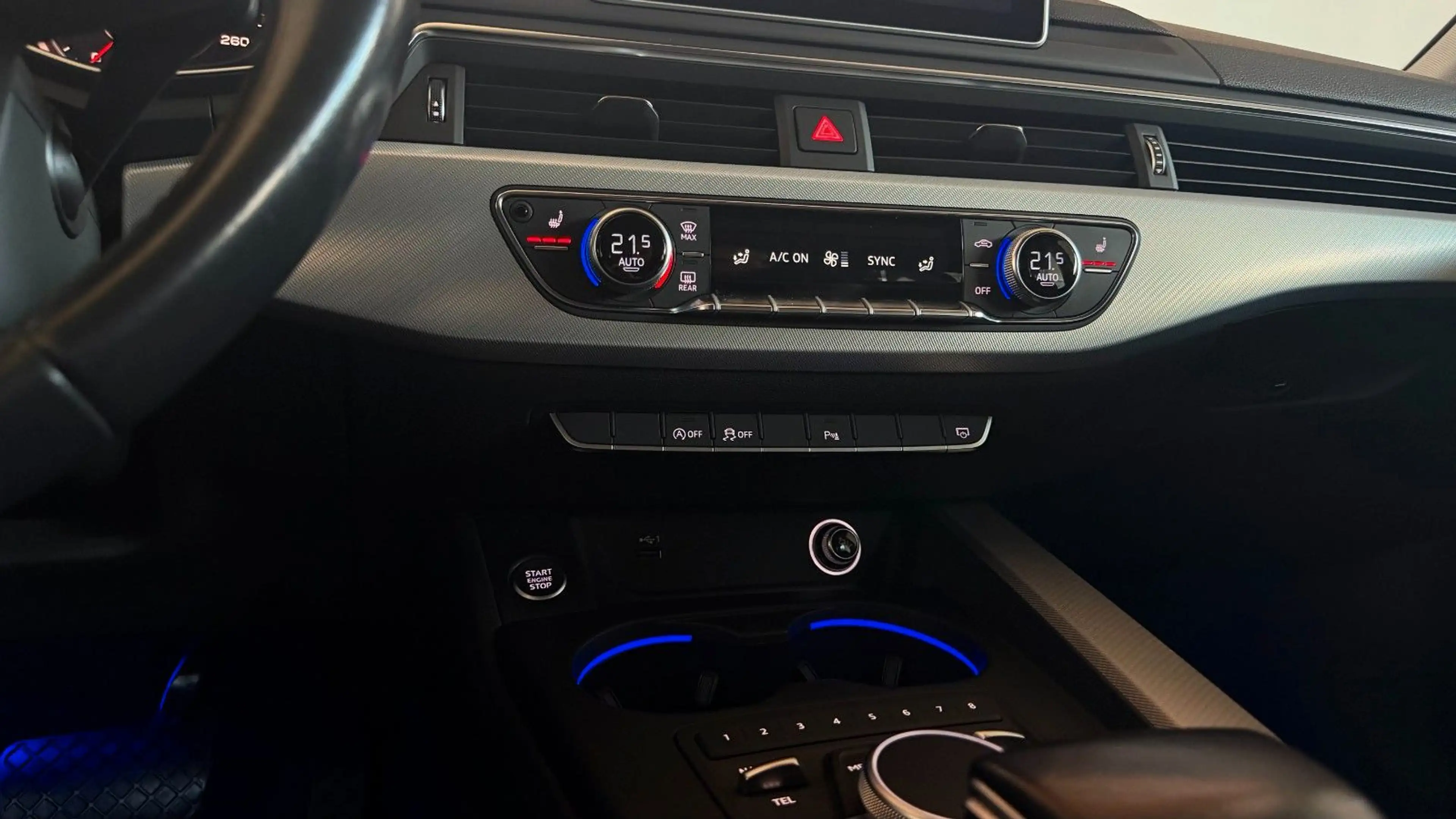 Audi A4 AVANT FACELIFT 35 TDI VR-COC LED CARPLAY AHK — photo 15