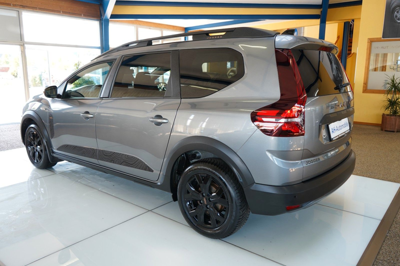 Dacia Jogger Extreme R-KAMERA / KLIMA / TEMPOMAT / PDC — photo 3