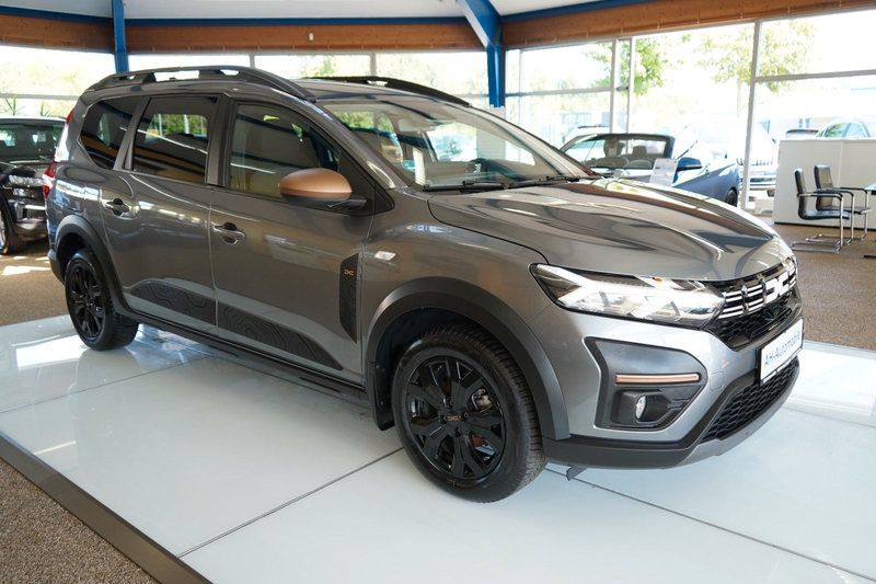 Dacia Jogger Extreme R-KAMERA / KLIMA / TEMPOMAT / PDC — photo 2
