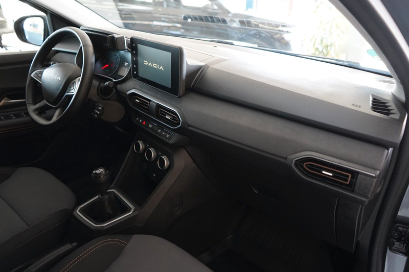 Dacia Jogger Extreme R-KAMERA / KLIMA / TEMPOMAT / PDC — photo 9