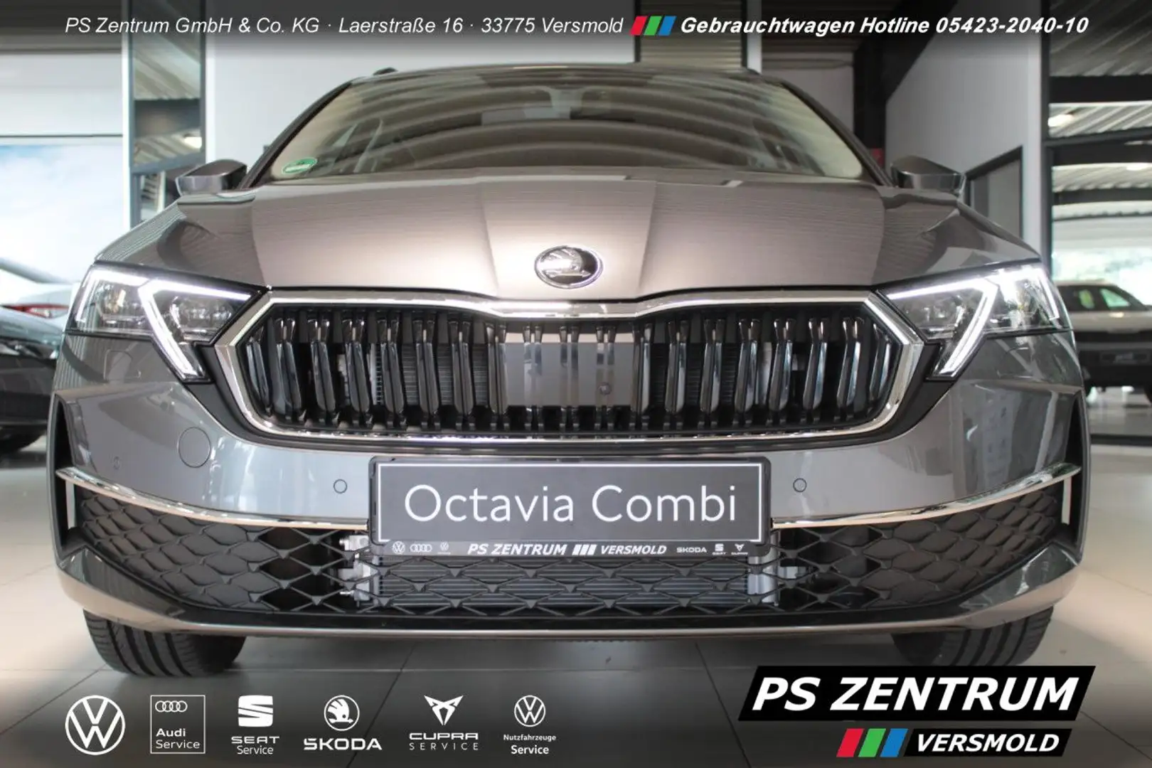 Skoda Octavia Combi 2.0 TDI DSG Tour MATRIX AHK ACC Navi Grau - 2